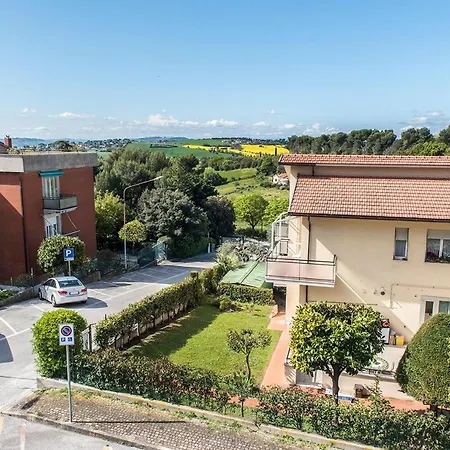 Apartment S069 - Sirolo, Quadrilocale In Centro Con Terrazzo E Garage
