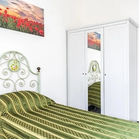 S069 - Sirolo, Quadrilocale In Centro Con Terrazzo E Garage סירולו
