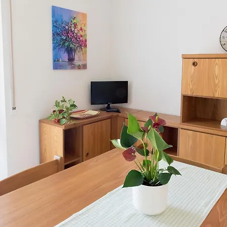 S069 - Sirolo, Quadrilocale In Centro Con Terrazzo E Garage סירולו